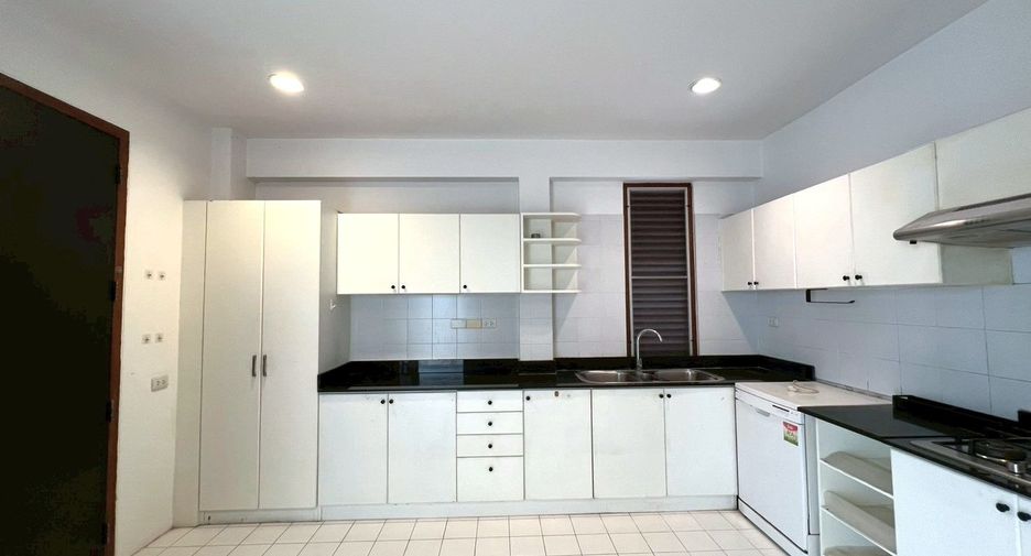 ให้เช่า 4 ห้องนอน บ้านเดี่ยว ใน ปากเกร็ด, นนทบุรี