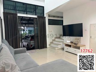 For rent 3 bedrooms townhouse in Bang Phli, Samut Prakan