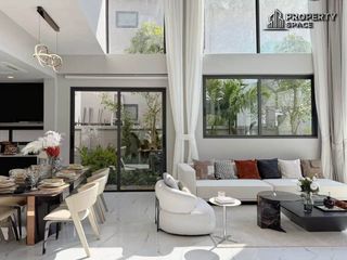Villa zum Kauf mit 5 Zimmer in Bang Lamung, Chonburi