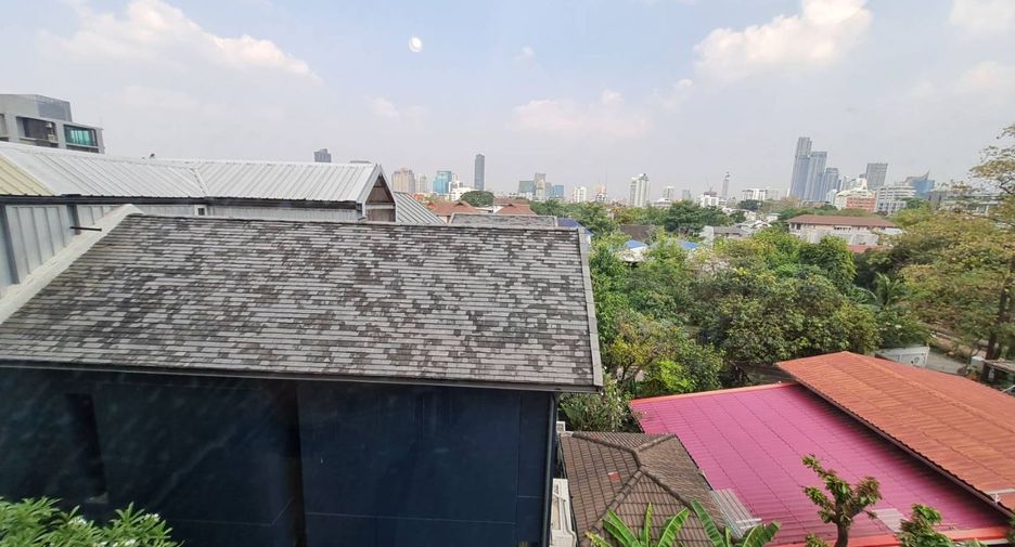 ให้เช่า 2 ห้องนอน คอนโด ใน วัฒนา, กรุงเทพฯ