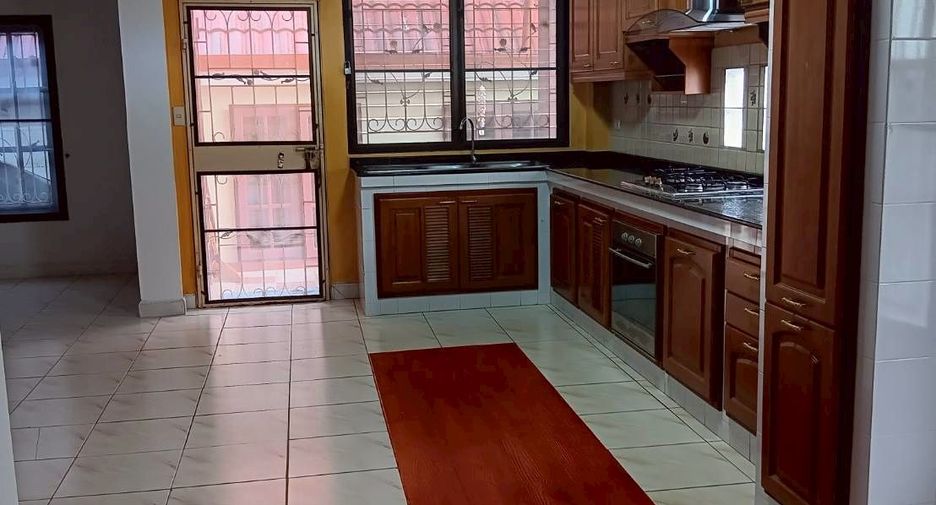 For sale 4 bedrooms house in Ban Chang, Rayong