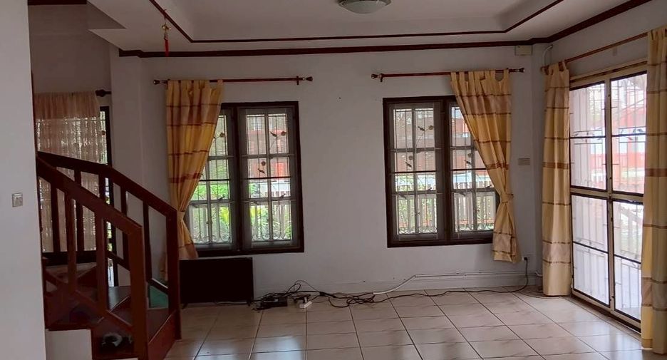 For sale 4 bedrooms house in Ban Chang, Rayong