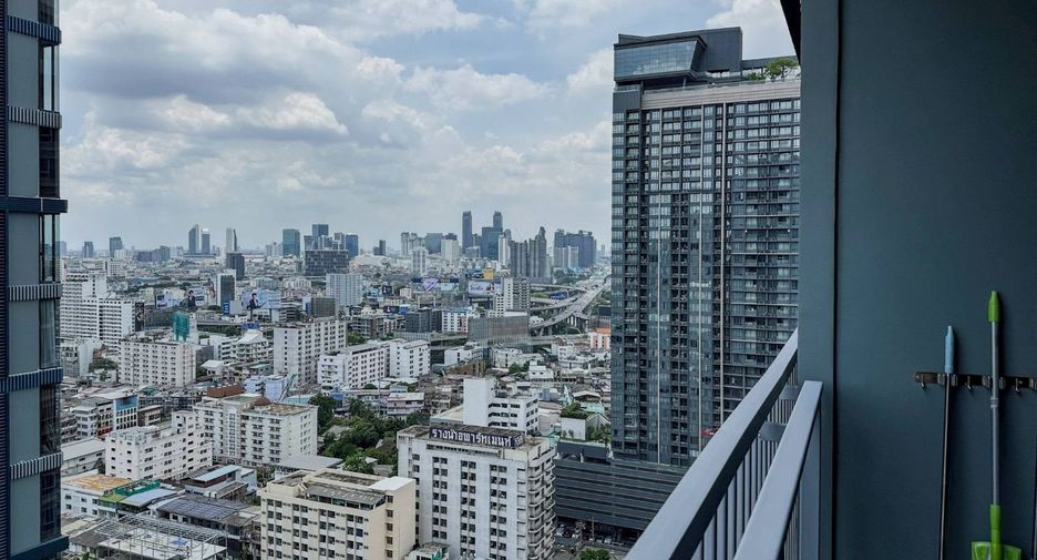 For rent 1 bed condo in Ratchathewi, Bangkok