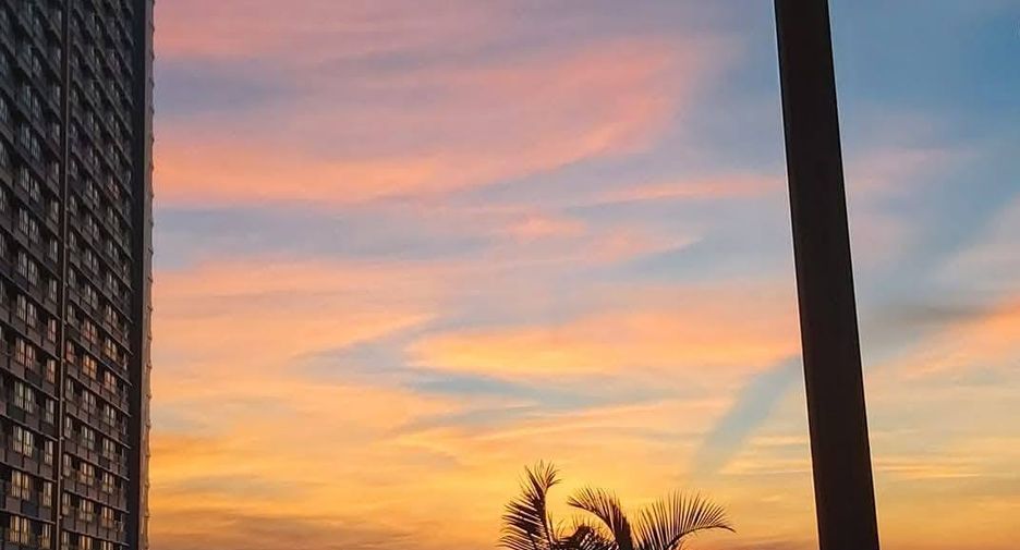 For rent 2 bedrooms condo 