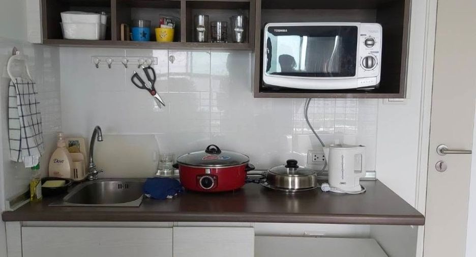 For rent 2 bedrooms condo 
