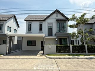 出售 4 卧室 独立屋 在 Lat Krabang, 曼谷