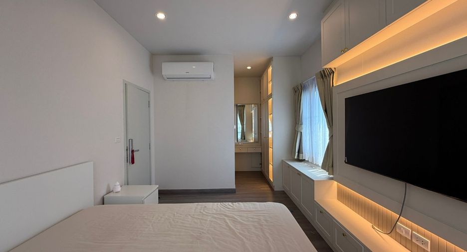 出售 4 卧室 独立屋 在 Lat Krabang, 曼谷
