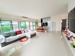 For rent 4 bedrooms house in Lat Krabang, Bangkok