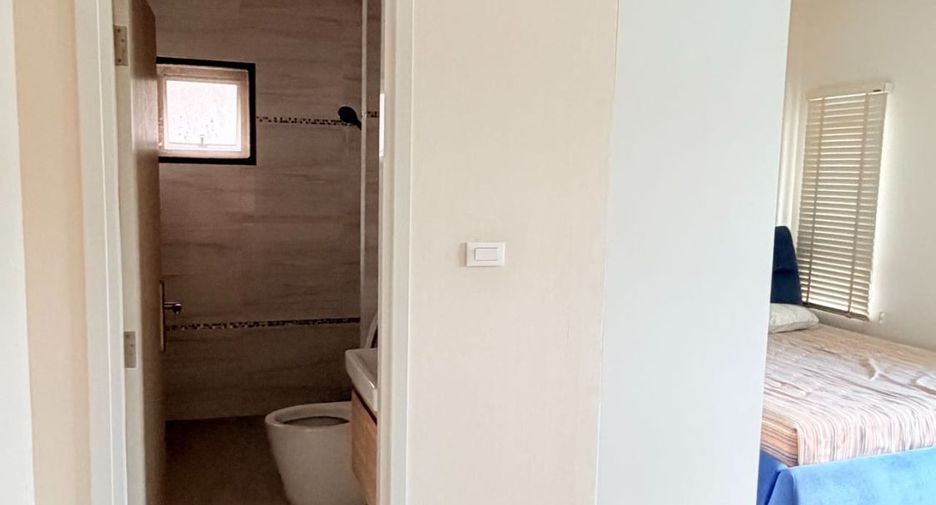For rent 4 bedrooms house in Lat Krabang, Bangkok
