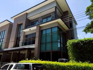 For sale 3 bedrooms house in Bang Sue, Bangkok