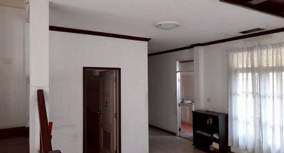 For sale 1 bed house in Khan Na Yao, Bangkok