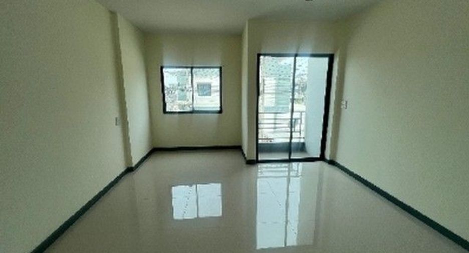 For sale 2 bedrooms house in Ban Bueng, Chonburi