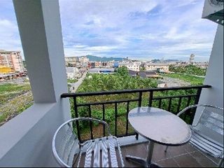 À vendre 1 chambre condo à Ban Bueng, Chonburi