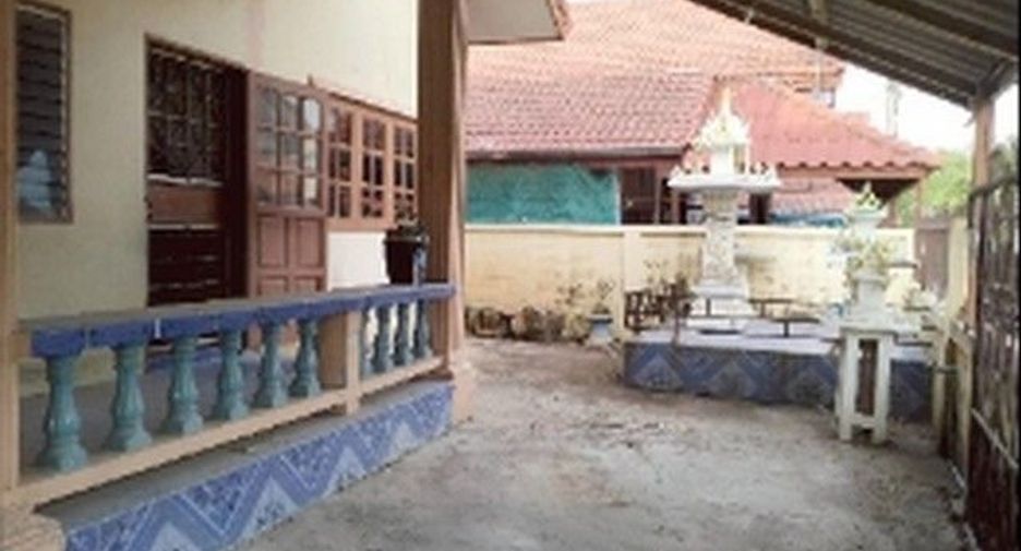 For sale 2 bedrooms house in Pho Thong, Ang Thong