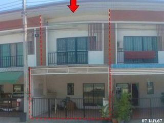 For sale 1 bed townhouse in Ban Bueng, Chonburi