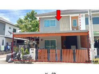 For sale 1 bed townhouse in Ban Bueng, Chonburi