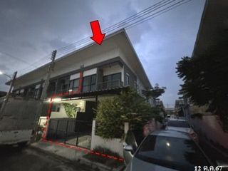 For sale 1 bed townhouse in Ban Bueng, Chonburi