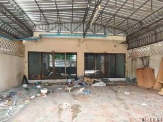 For sale 1 bed townhouse in Ban Bueng, Chonburi
