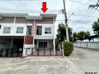 For sale 1 bed townhouse in Ban Bueng, Chonburi