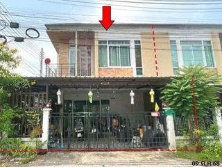 For sale 1 bed townhouse in Ban Bueng, Chonburi
