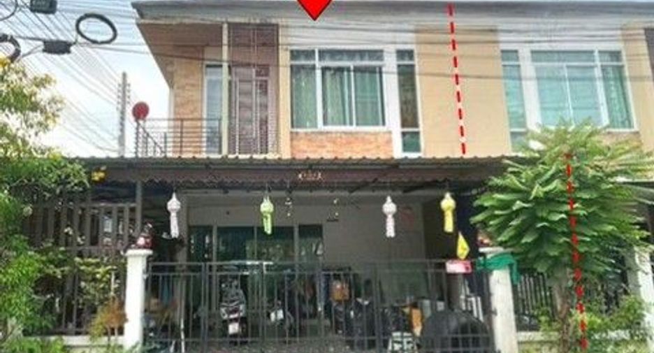 For sale 1 bed townhouse in Ban Bueng, Chonburi