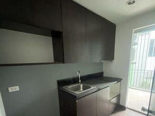 Wohnung zum Kauf mit Studio in Khan Na Yao, Bangkok