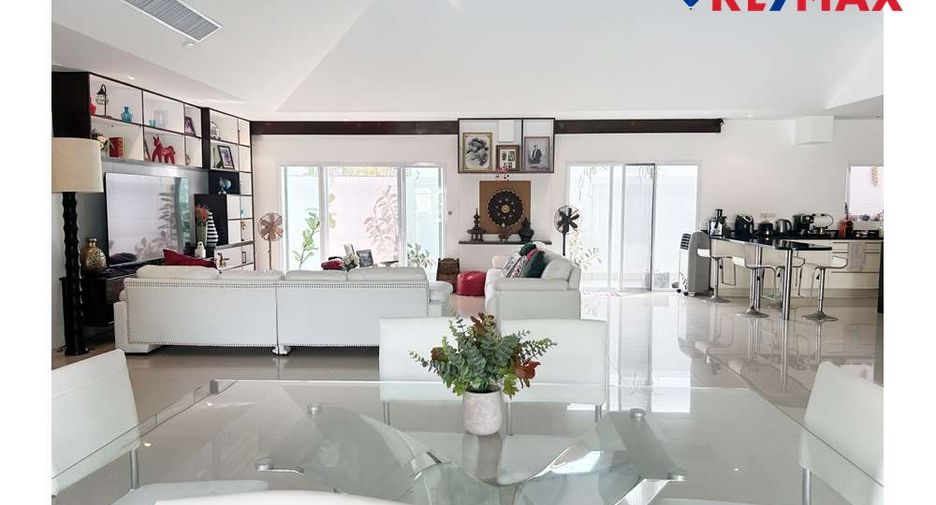 Haus zum Kauf mit 3 Zimmer in Jomtien, Pattaya