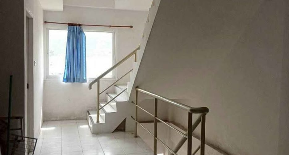 For sale 2 bedrooms retail Space in Mueang Phuket, Phuket