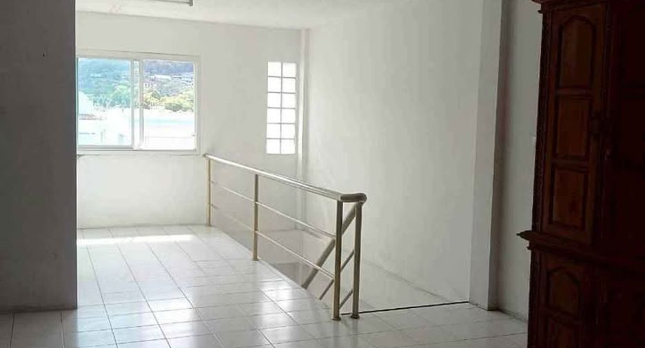 For sale 2 bedrooms retail Space in Mueang Phuket, Phuket