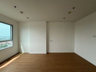 Wohnung zum Kauf mit Studio in Bang Khae, Bangkok
