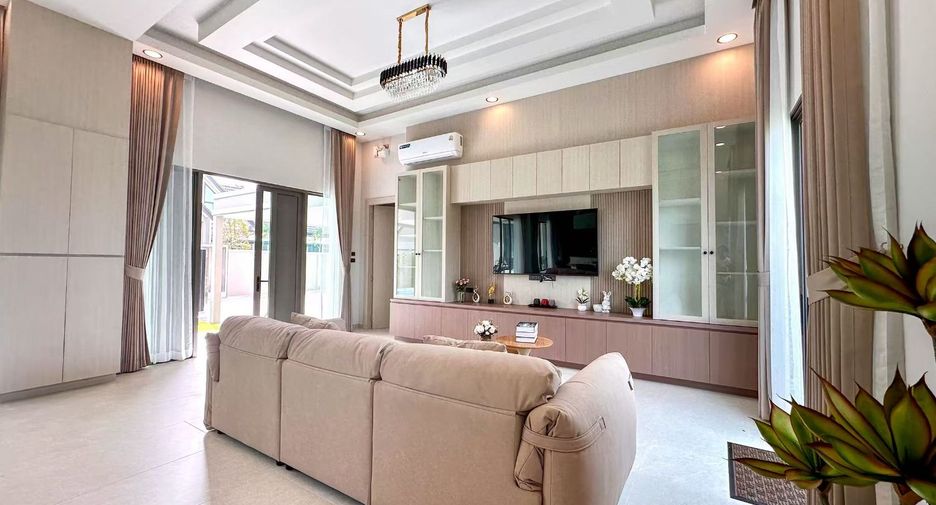 For sale 3 ベッドルーム house in Bang Lamung, Chonburi