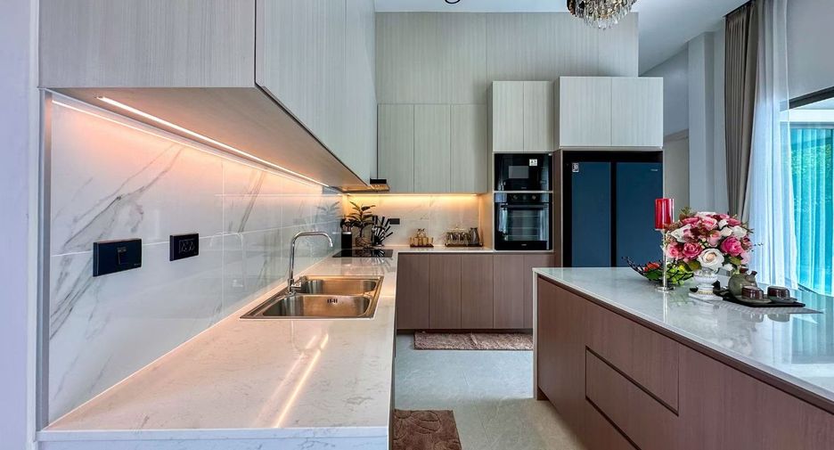 For sale 3 ベッドルーム house in Bang Lamung, Chonburi