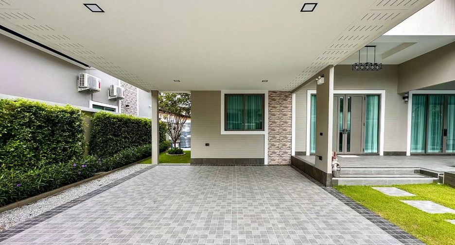 For sale 3 ベッドルーム house in Bang Lamung, Chonburi