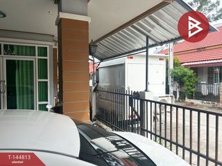 À vendre 3 chambres maison de ville à Ban Chang, Rayong