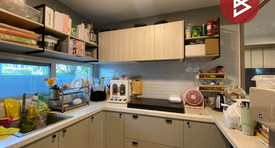 For sale 3 ベッドルーム house in Prawet, Bangkok