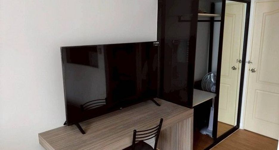 À vendre 1 chambre condo à Huai Khwang, Bangkok