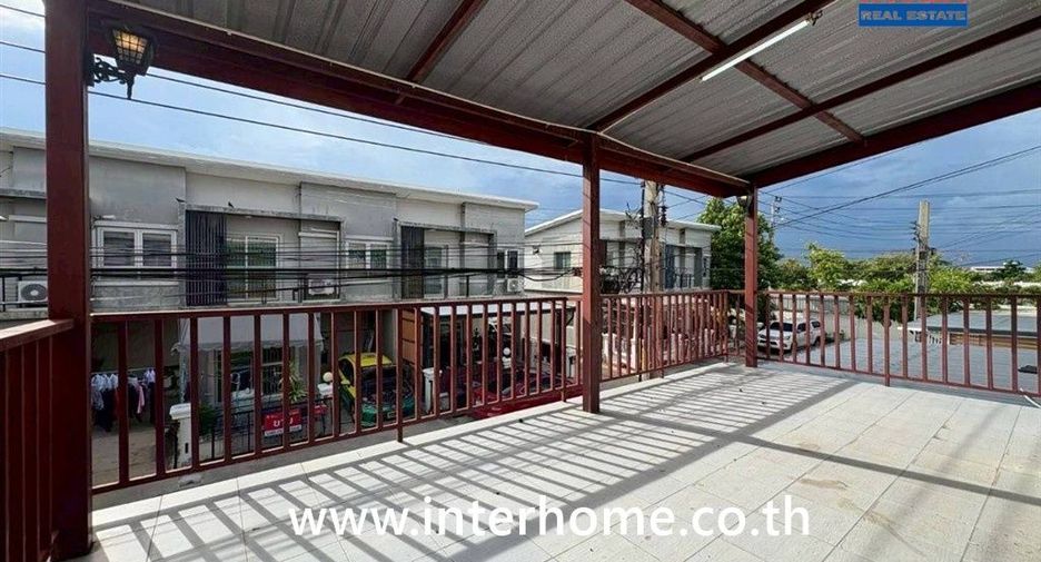 For rent and for sale 3 bedrooms townhouse in Bang Phli, Samut Prakan
