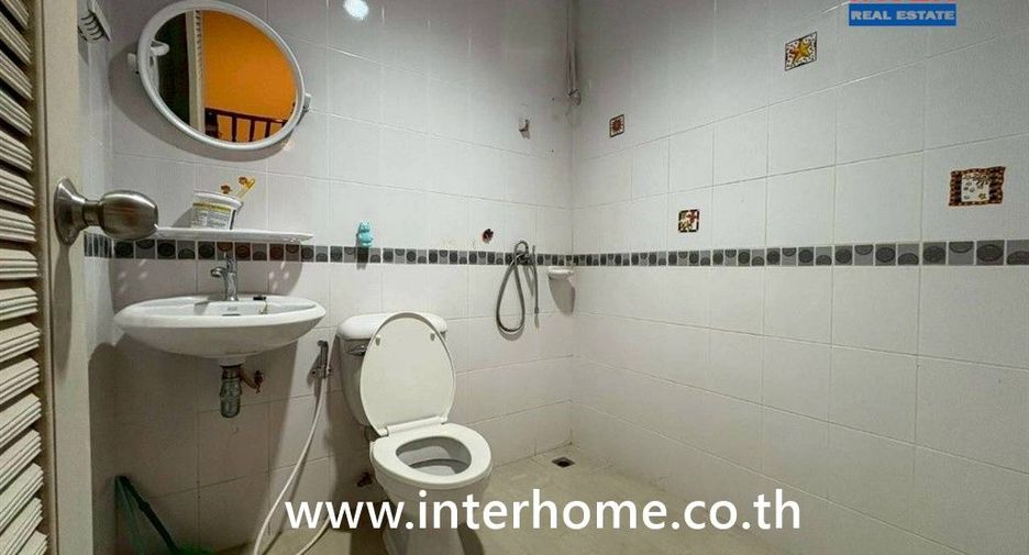 For rent and for sale 3 bedrooms townhouse in Bang Phli, Samut Prakan