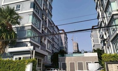 For sale 1 bed condo in Bang Kapi, Bangkok