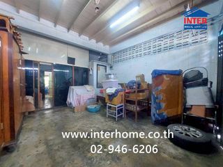 Local comercial en venta de 6 habitaciones en Mueang Samut Prakan, Samut Prakan
