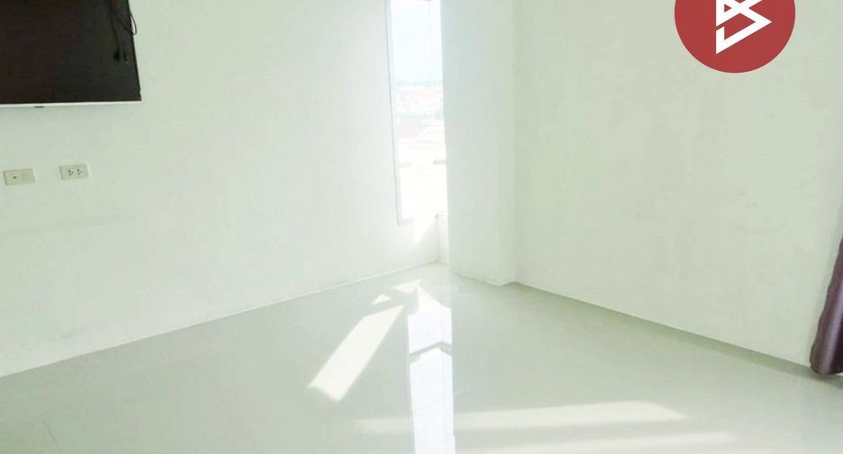 Wohnung zum Kauf mit 1 Zimmer in Min Buri, Bangkok