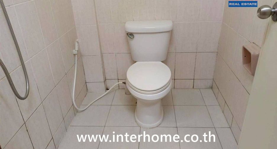 For sale 2 bedrooms townhouse in Bang Khun Thian, Bangkok