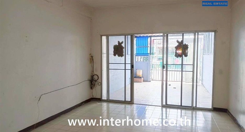For sale 2 bedrooms townhouse in Bang Khun Thian, Bangkok