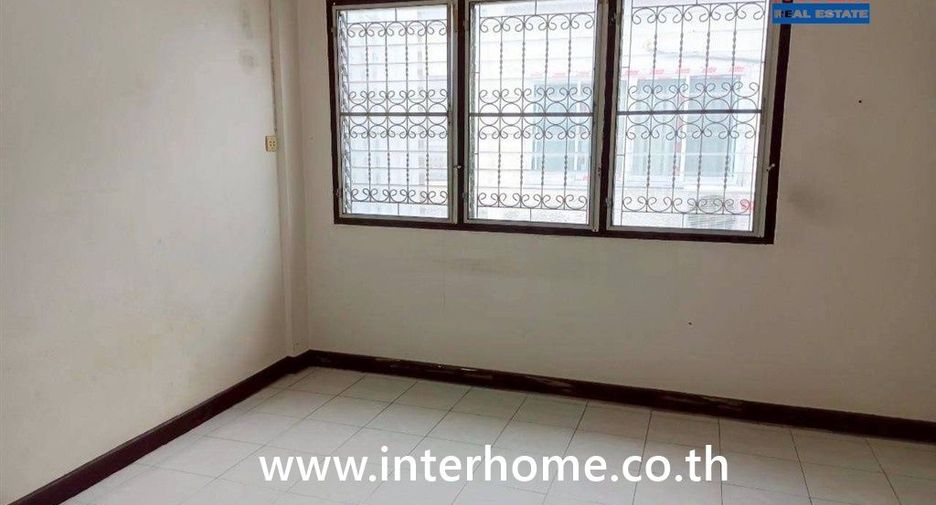For sale 2 bedrooms townhouse in Bang Khun Thian, Bangkok