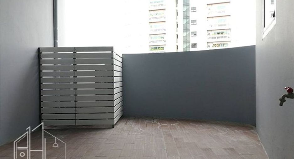 For rent 4 bedrooms condo in Khlong Toei, Bangkok