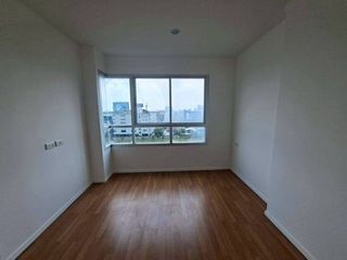 Wohnung zum Kauf mit 1 Zimmer in Taling Chan, Bangkok