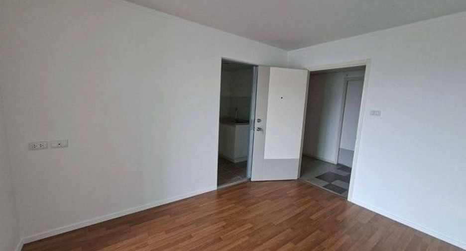 Wohnung zum Kauf mit 1 Zimmer in Taling Chan, Bangkok