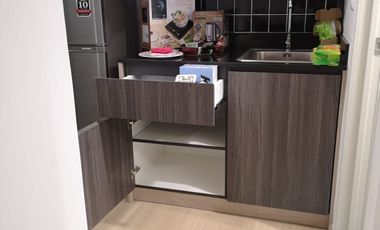 Condo en alquiler y en venta de 1 habitaciones en Mueang Samut Prakan, Samut Prakan