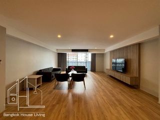 For rent 4 bedrooms condo in Khlong Toei, Bangkok