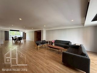 For rent 4 bedrooms condo in Khlong Toei, Bangkok